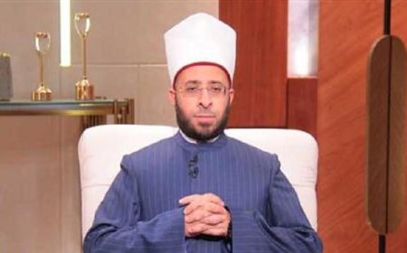 وزير الأوقاف ينعى وفاة مفتي الشافعية الحبيب عمر بن حامد الجيلاني