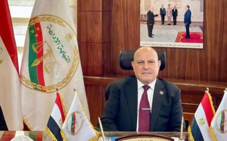 رئيس هيئة النيابة الإدارية يؤكد تضحيات رجال الشرطة الذين قدموا أرواحهم فداءً للوطن