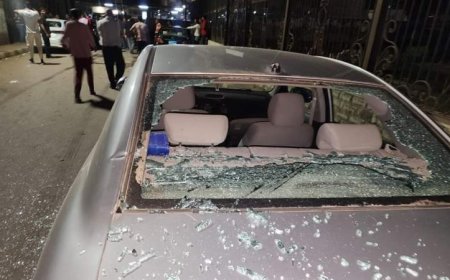 خمسة مصابين في حادث انقلاب سيارة ملاكي على طريق سفاجا قنا