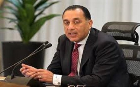 رئيس الوزراء يقود اجتماع الحكومة لبحث قضايا حيوية مهمة