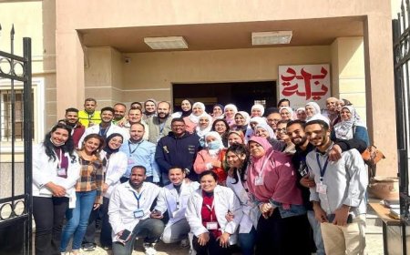 وكيل وزارة الصحة بالبحر الأحمر يقوم بجولة تفقدية لوحدتي الميناء والأحياء الصحية