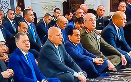 وزير الداخلية يشارك في صلاة الجمعة بمسجد الشرطة في القاهرة الجديدة