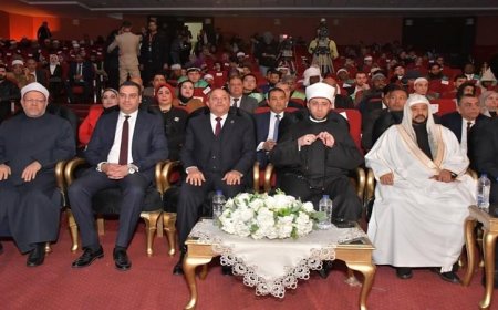 محافظ بورسعيد ووزير الأوقاف يفتتحان المسابقة الدولية لحفظ القرآن الكريم بحضور جماهيري كبير