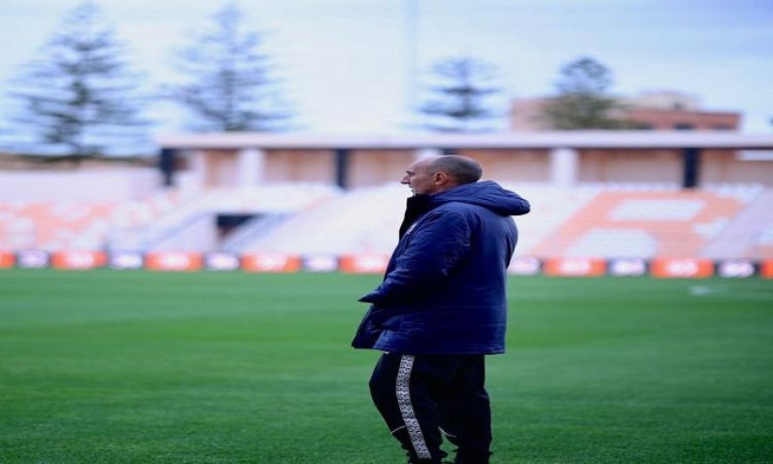 مدرب بيراميدز وحارس الفريق يتفقدان ملعب بركان استعدادا لمواجهة دوري أبطال إفريقيا