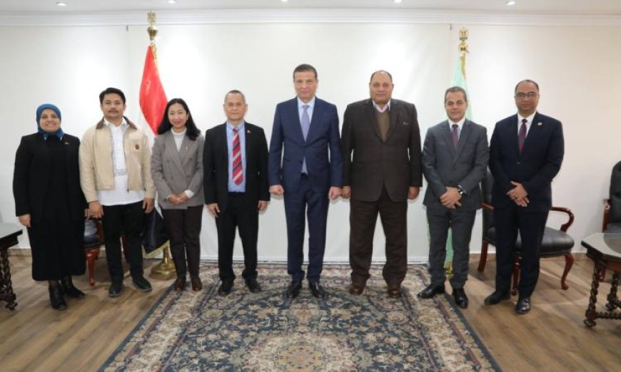 وزير الزراعة يناقش مع وفد فلبيني سبل تعزيز وصول المنتجات المصرية للأسواق الآسيوية