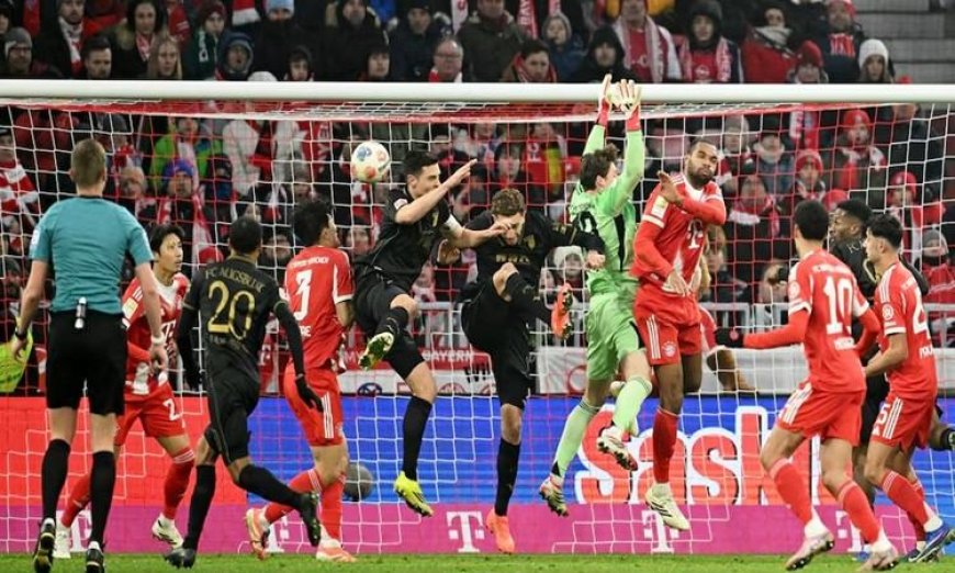 أوجسبورج يصدم بايرن ميونخ ويحقق أول انتصار في البوندسليجا على العملاق الألماني