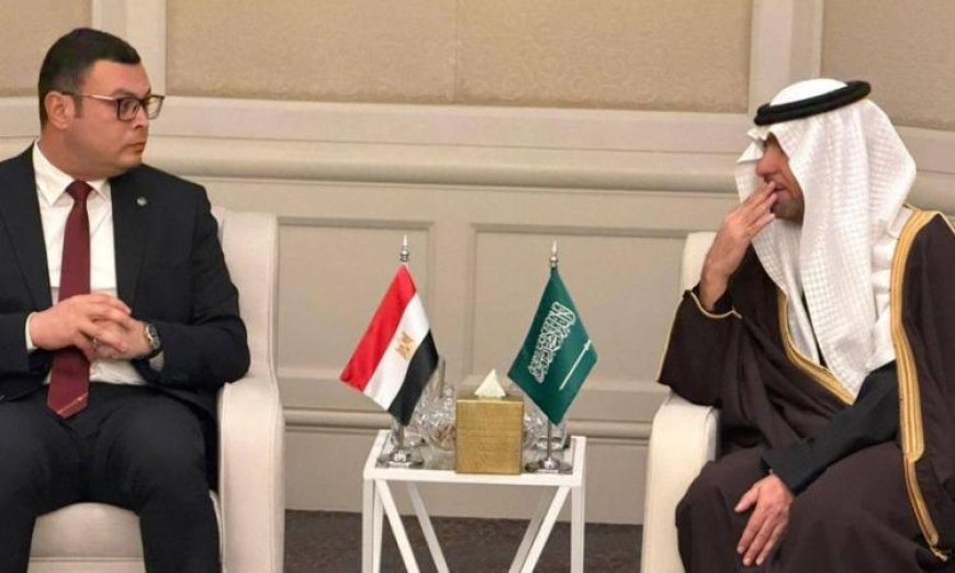 وزير الإسكان يعقد اجتماعاً جديداً مع نظيره السعودي لبحث مستقبل المشاريع الإسكانية