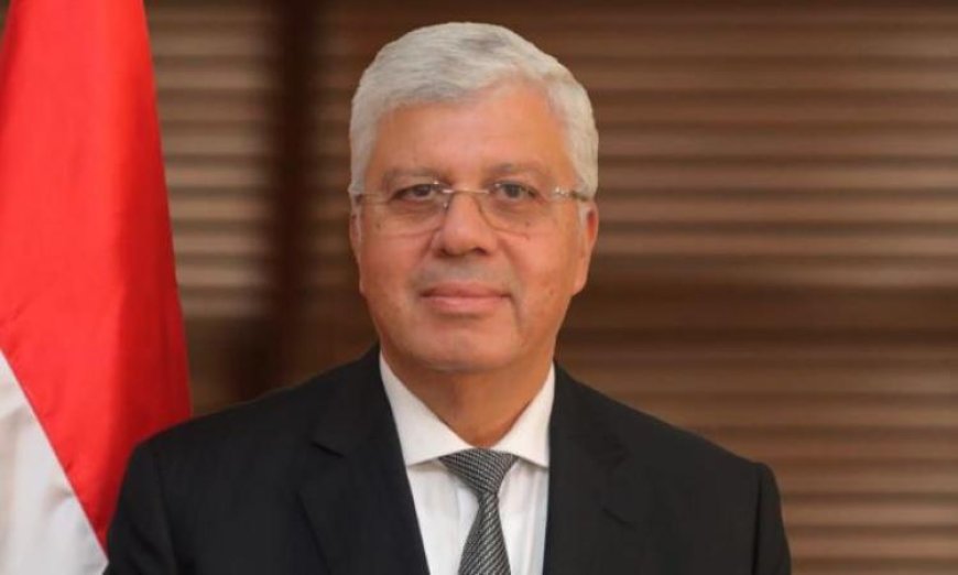 عاشور يقدم التهاني لكليات الجامعات الحكومية الفائزة بجائزة مصر للتميز الحكومي