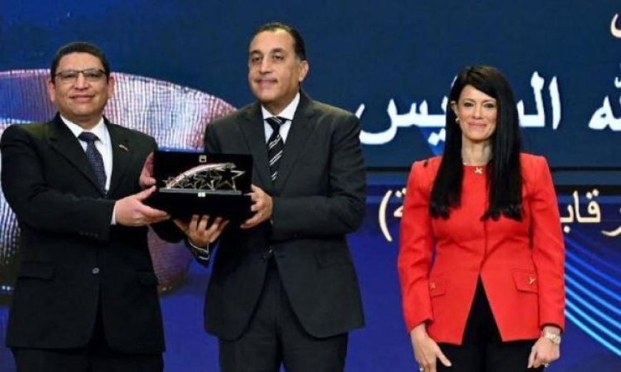 الاعتماد والرقابة الصحية تتصدر في جائزة القيادات المتميزة وتحصد المركز الأول