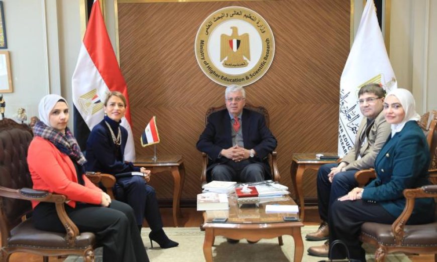 وزير التعليم العالي يلتقي مديرة مكتب اليونسكو في القاهرة لتعزيز أوجه التعاون المشترك