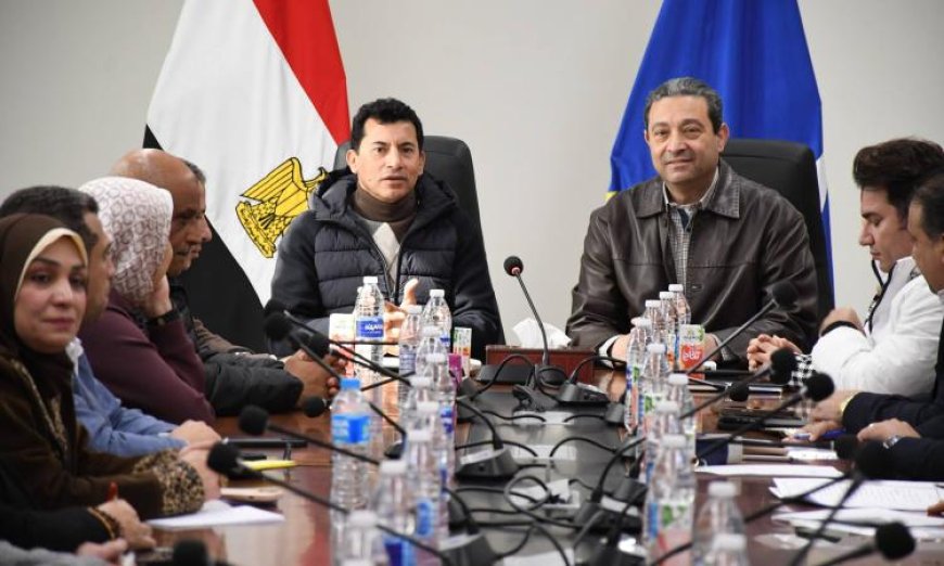 وزير الرياضة ومحافظ دمياط يناقشان سبل تعزيز دعم المنشآت الشبابية مع لجنتي النواب والشيوخ