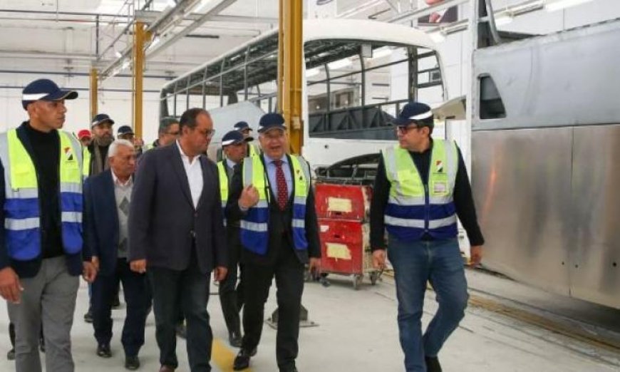 وفد من السياحة والنقل يزور النصر للسيارات لاستكشاف أحدث الابتكارات في تجهيزات السيارات