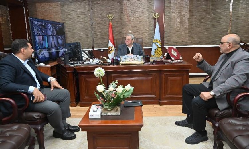 محافظ الغربية يستعرض التطورات التنفيذية للمشروعات وملفات التصالح بشكل شامل