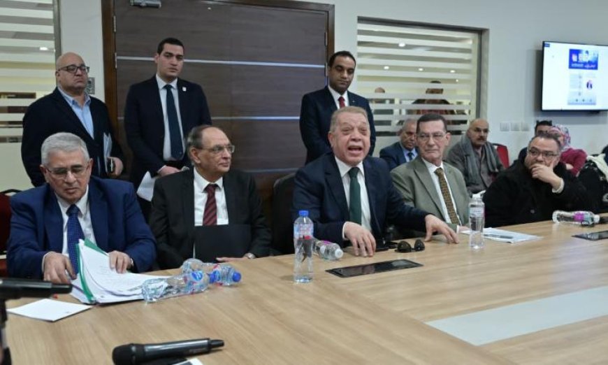 جامعة القاهرة تعلن عن جائزة جديدة باسم لطفي السيد خلال ندوة مميزة في معرض الكتاب