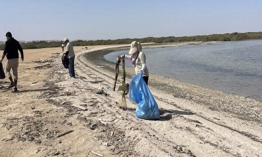 حملة نظافة شاملة لجزيرة أبو منقار في الغردقة بمناسبة يوم البيئة الوطني