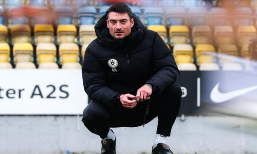 ألبرت رييرا ينطلق في مغامرته الجديدة مع فرانكفورت الأسبوع الحالي