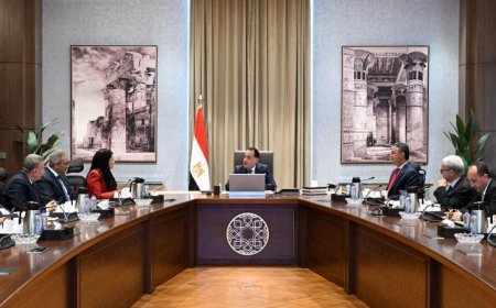 مدبولي يستعرض استراتيجيات إعادة الهيكلة وتحسين الأداء المالي للهيئة العامة للسلع