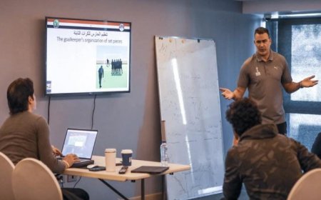 الحضري يقدم محاضرة فنية مميزة لمدربي الرخصة الأفريقية A