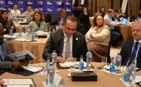 السبكي يؤكد أن الصحة تبدأ من بيئة حياة الناس وعملهم وتفاعلاتهم اليومية
