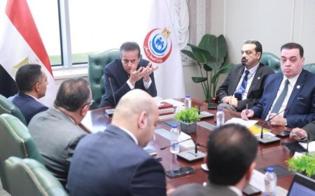 وزير الصحة يتعاون مع سيمنس لإطلاق مراكز متخصصة لعلاج الأورام في صعيد مصر