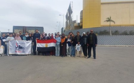 صور مثيرة ترصد رحلة ثقافية لطلاب الجامعات الوافدين ودراسة العربية في معرض الكتاب