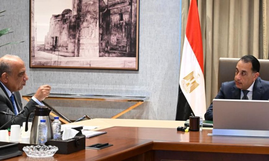 رئيس الوزراء يبحث مع وزير الكهرباء والطاقة المتجددة أهم ملفات العمل والتحديثات الحالية
