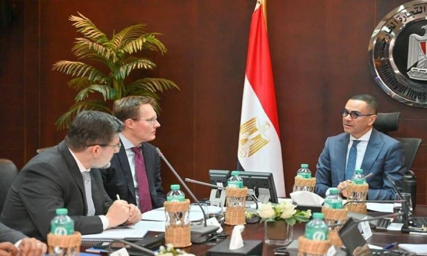 وزير الاستثمار يبحث آفاق التعاون مع ممثلي وكالة موديز للتصنيف الائتماني