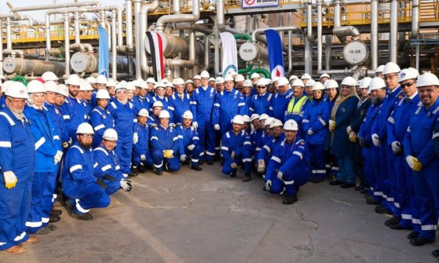 وزير البترول يقوم بجولة تفقدية للوحدات الإنتاجية في شركة القاهرة للبترول مع صور حصرية