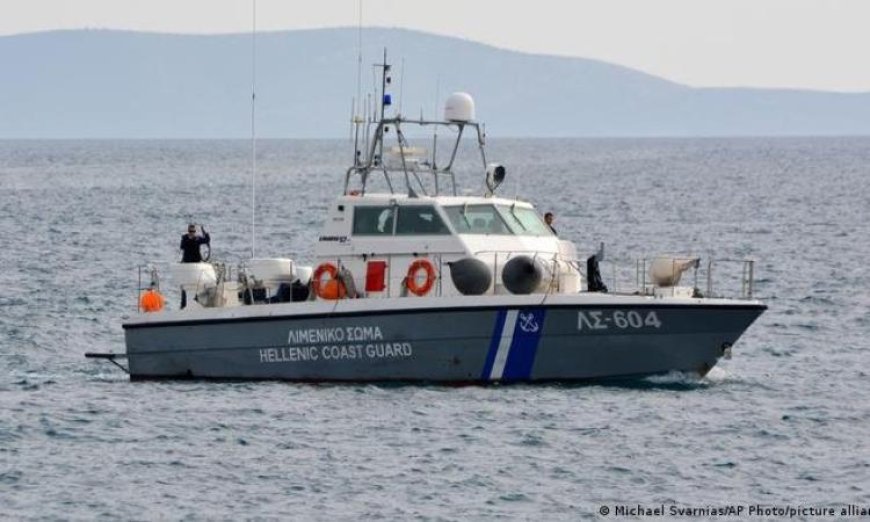 مأساة في اليونان مصرع 14 مهاجرا في تصادم زورق خفر السواحل مع قارب صغير