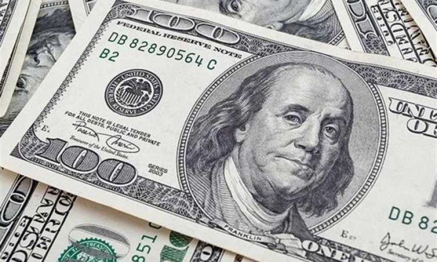 انخفاض الدولار مقابل اليورو في ظل تأجيل بيانات سوق العمل الأمريكي