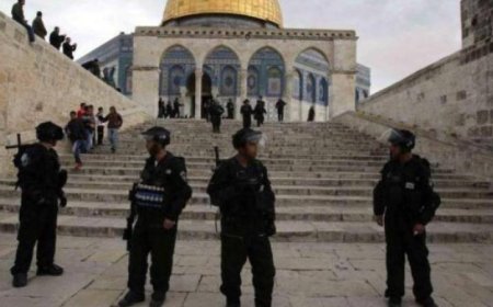 الاحتلال الإسرائيلي يستمر في إغلاق المسجد الأقصى لليوم التاسع والعشرين مما يزيد التوتر في القدس