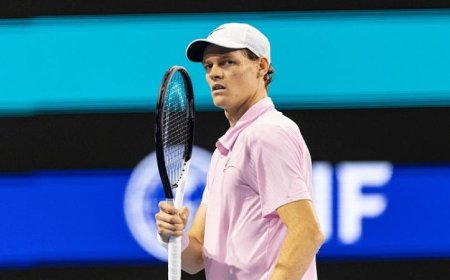 سينر يتفوق على زفيريف ويتأهل لملاقاة ليهيتشكا في نهائي بطولة ميامي للتنس