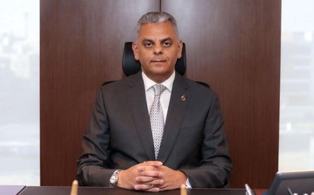 الزهيري يؤكد أن قرارات الحكومة للعمل عن بعد تعزز النمو في قطاع التأمين