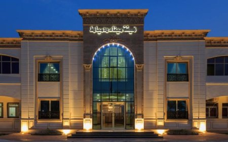 ميناء دمياط يشهد حركة نشطة بتداول 23 سفينة للحاويات والبضائع العامة