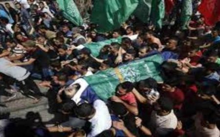 استشهاد 7 فلسطينيين وإصابة آخرين في قصف إسرائيلي على وسط قطاع غزة