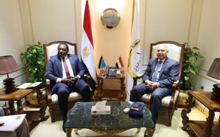 كامل الوزير يعلن عن مشروع لإنشاء محطة متعددة الأغراض في ميناء دار السلام