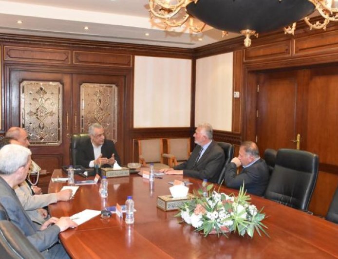 وزير الإنتاج الحربي يستعرض أحدث تقدم في تصنيع الطلمبات الغاطسة والمحركات الكهربائية