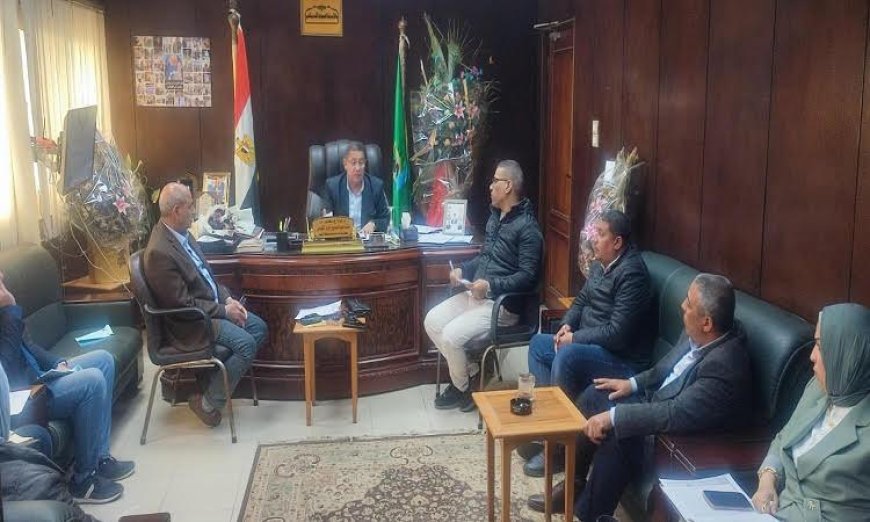 السكرتير العام المساعد بالفيوم يتابع التطورات الحديثة في ملف المتغيرات المكانية