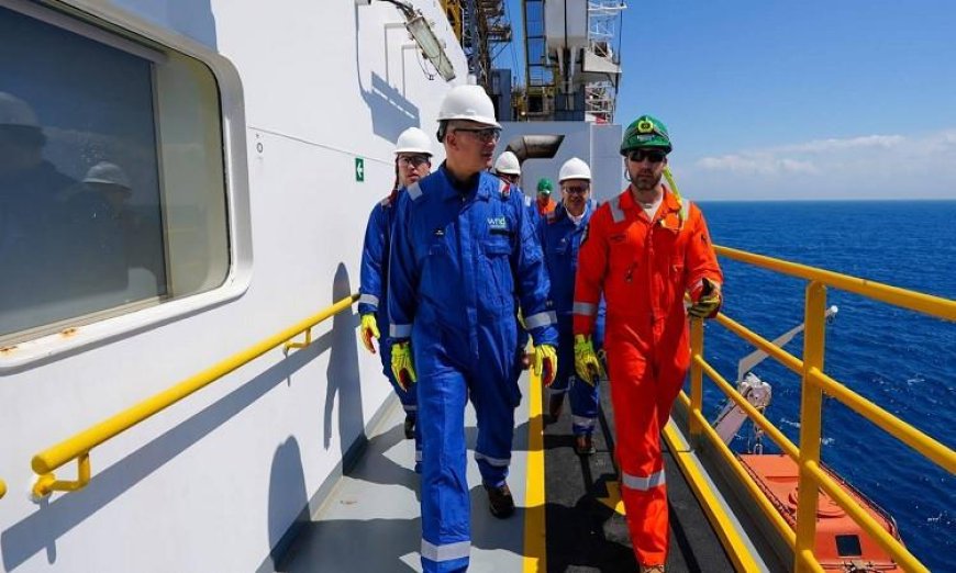 وزير البترول يزور سفينة حفر جديدة لبدء تشغيل 5 آبار غاز لصالح بي بي وأركيوس