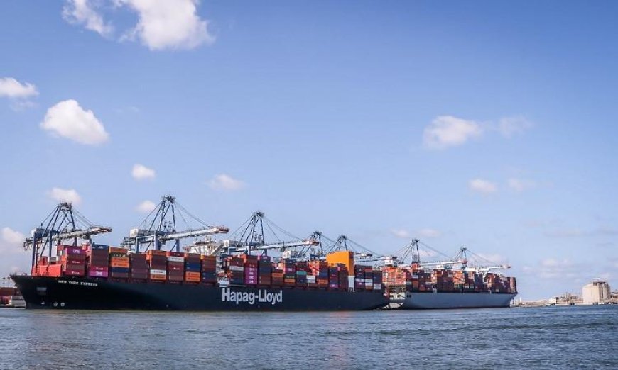 ميناء دمياط يستقبل 30 سفينة حاويات وبضائع عامة في يوم واحد