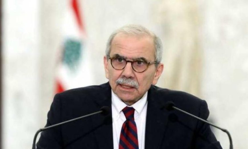 رئيس وزراء لبنان يندد باستهداف الإعلاميين ويعتبره انتهاكاً صارخاً للقانون الدولي الإنساني