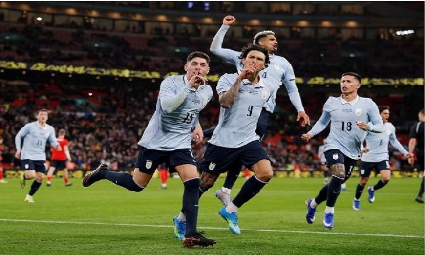 أوروجواي تحقق تعادلاً مثيراً مع إنجلترا في اللحظات الأخيرة