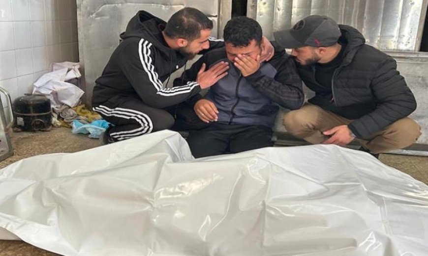 زيادة عدد شهداء القصف الإسرائيلي في مواصي خان يونس إلى 9 في قطاع غزة