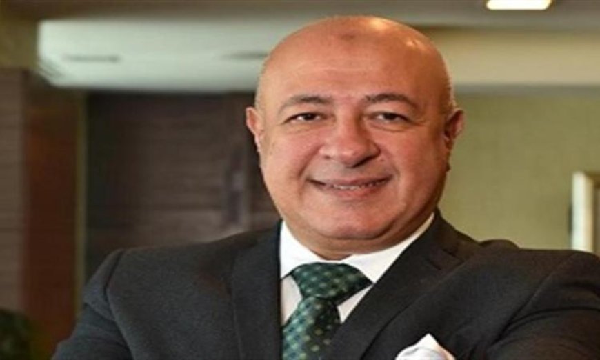 البنك الأهلي يعلن العمل عن بعد أيام الأحد للوظائف الداخلية فقط