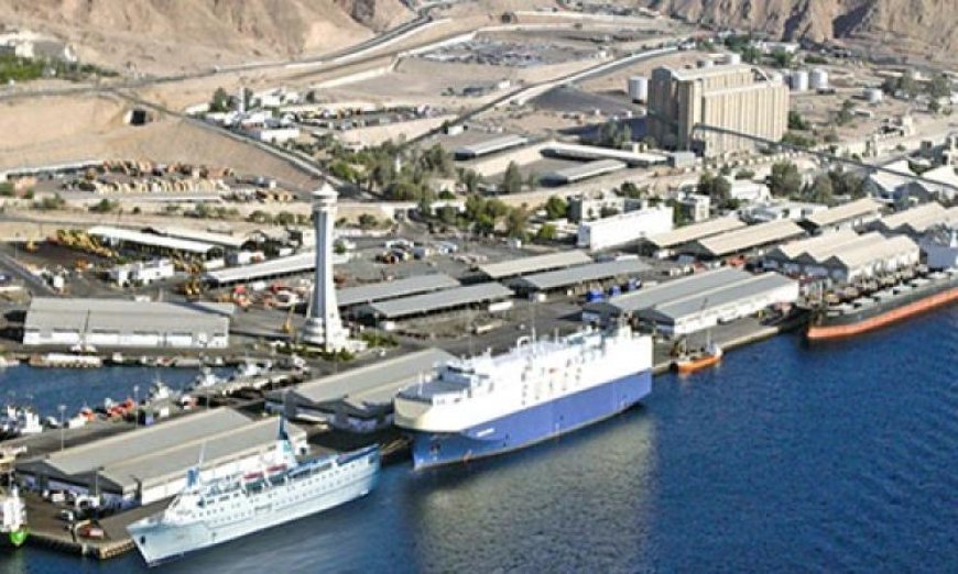 إمدادات نفطية ولوجستية تصل ميناء العقبة لتعزيز المخزون الأردني