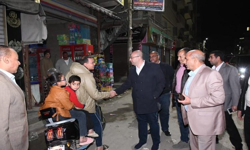 محافظ الفيوم يواصل جولات الليل التفقدية لضمان الالتزام بمواعيد إغلاق المحلات