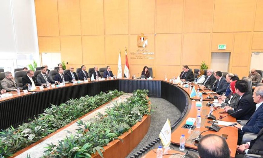 وزيرة الإسكان تؤكد اهتمام الدولة البالغ بتعزيز قطاع التطوير العقاري