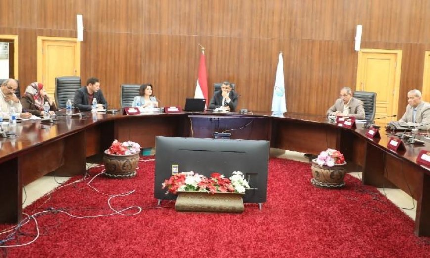 محافظ البحر الأحمر يأمر بحل سريع لملفات التقنين واستعادة أراضي الدولة