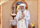 البابا تواضروس يقود صلوات الجمعة العظيمة في الكاتدرائية المرقسية بالعباسية بحضور حشود كبيرة