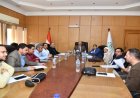 سكرتير عام الفيوم يستعرض خطة رفع كفاءة وصيانة الطرق لتحسين البنية التحتية بالمحافظة